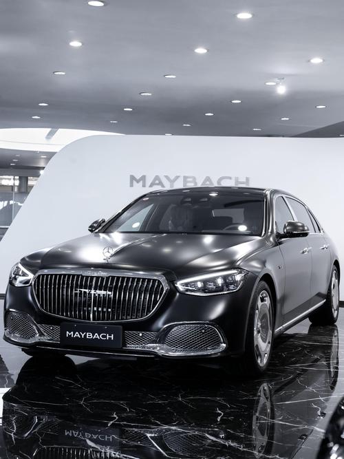 深圳罗湖区华汇博企业管理咨询岚图汽车的售后服务让用户无忧出行，迈巴赫未来的豪华车趋势